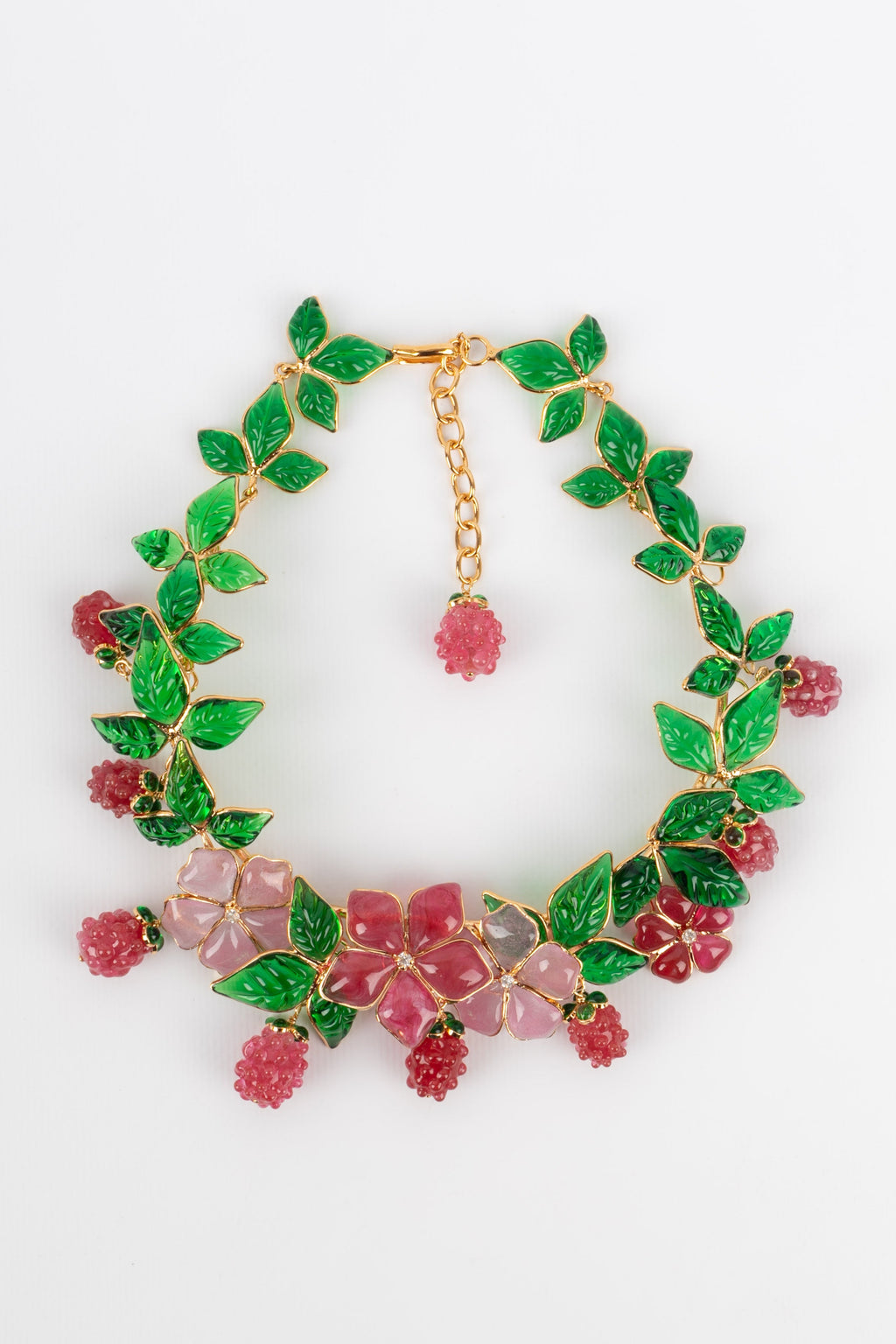 Collier Augustine