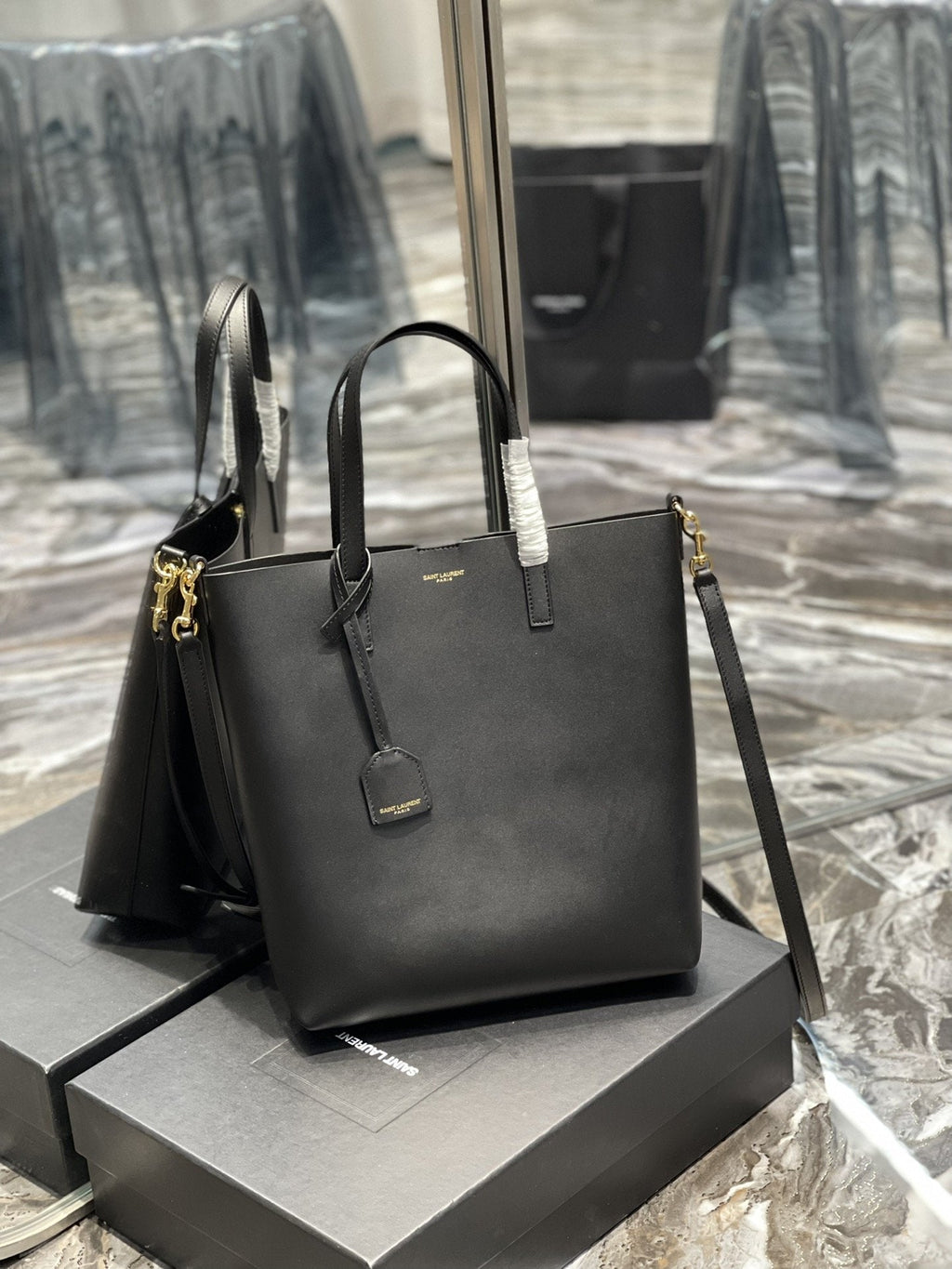GLAMI Shopping Bag Black Toy In Supple For Women 11in/28cm YSL 600307CSV0J1000