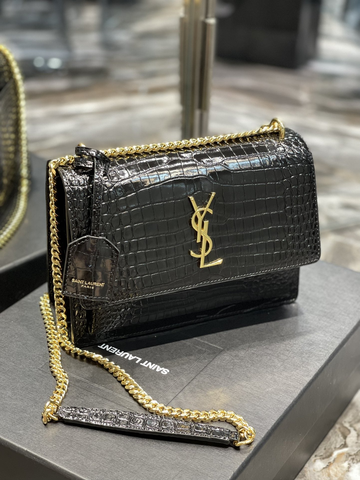 GLAMI Sunset MeGLAMIum Chain Bag For Women 8.6in/22cm Black YSL 442906DND0J1000