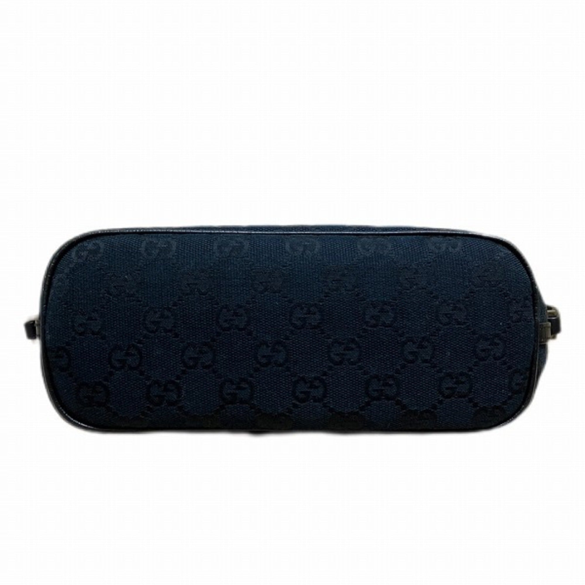 GUCCI GG canvas pattern hand pouch   black bag handbag ladies