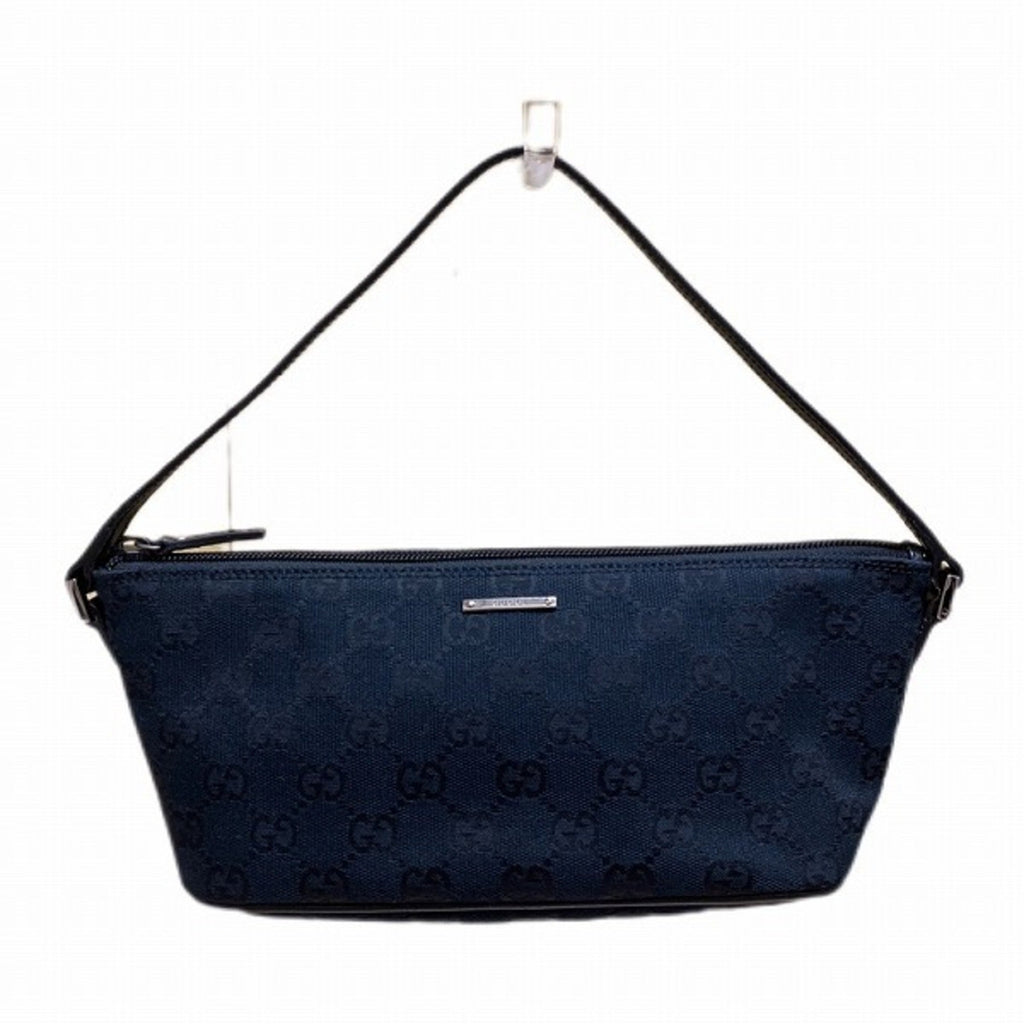 GUCCI GG canvas pattern hand pouch   black bag handbag ladies