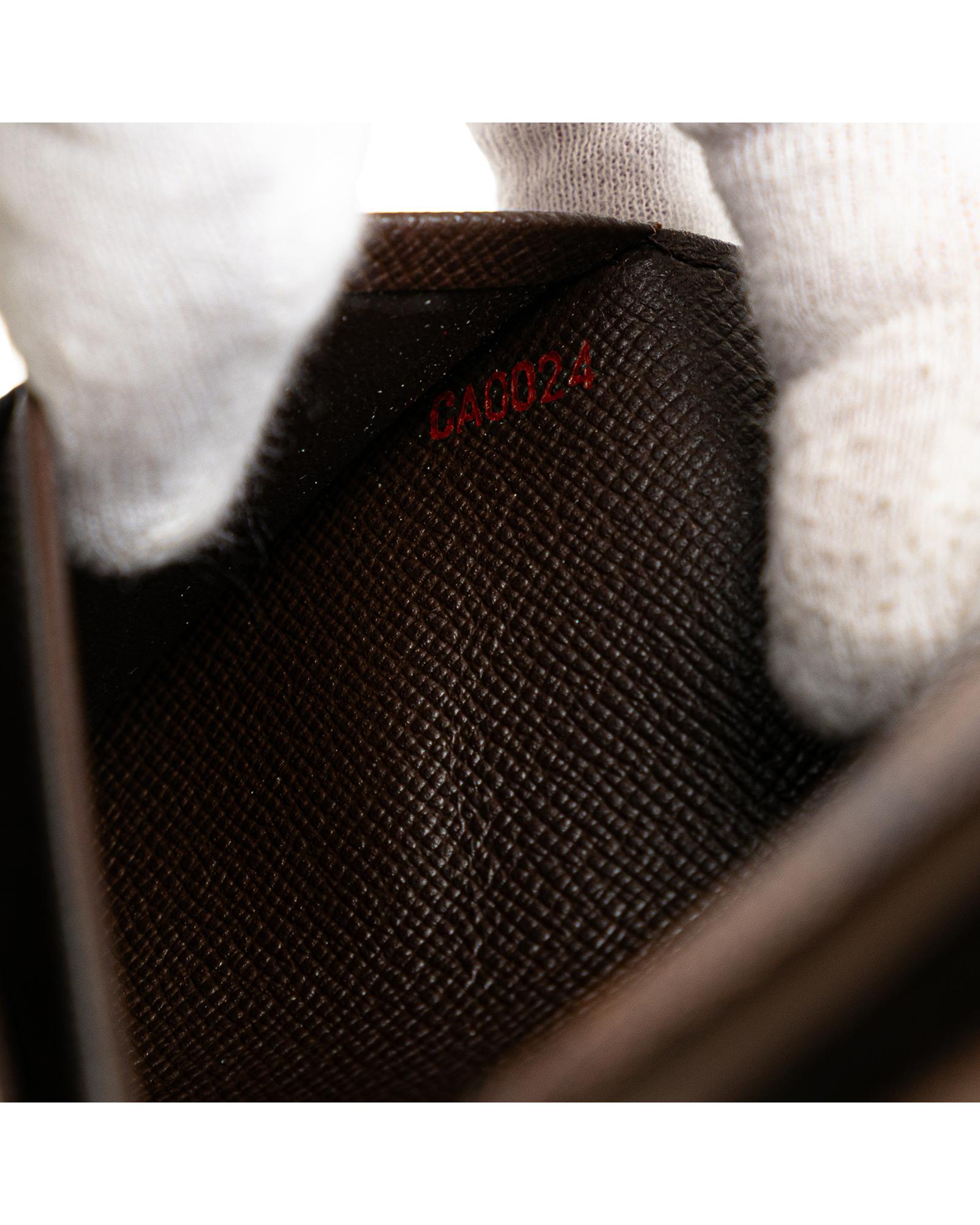 Damier Ebene Porte Monnaie Billets Tresor Wallet with Zip and Slip Pockets