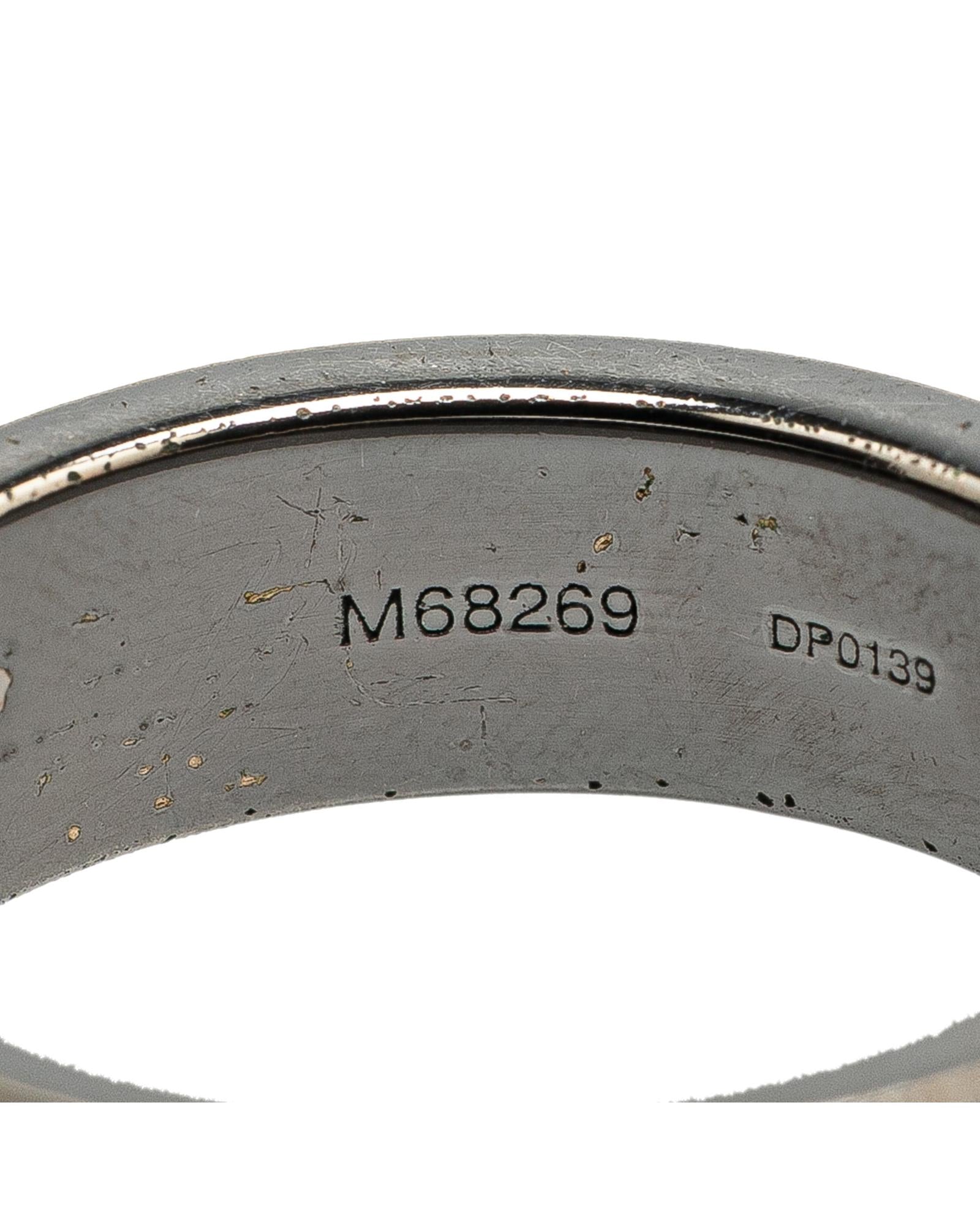 Enamel and Silver Tone Plated Metal Ring