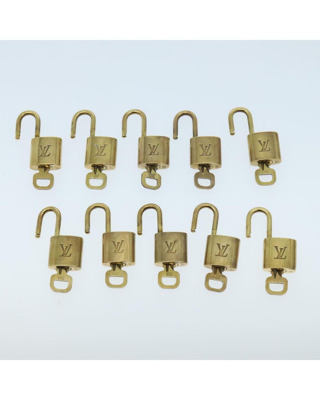 LV Padlock Set