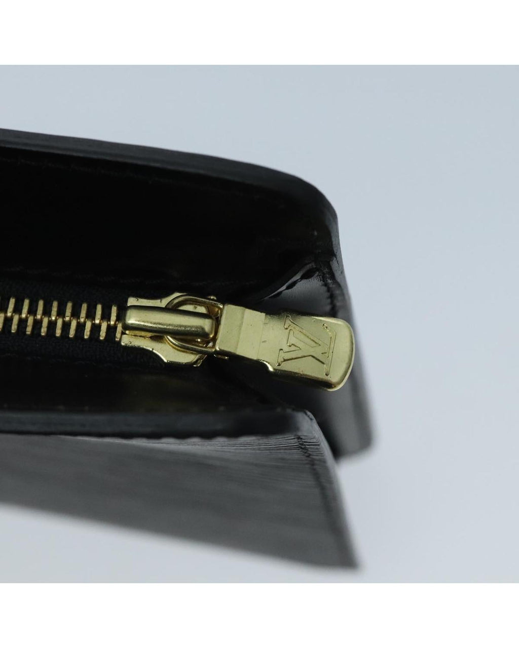 Pochette Epi Leather Clutch