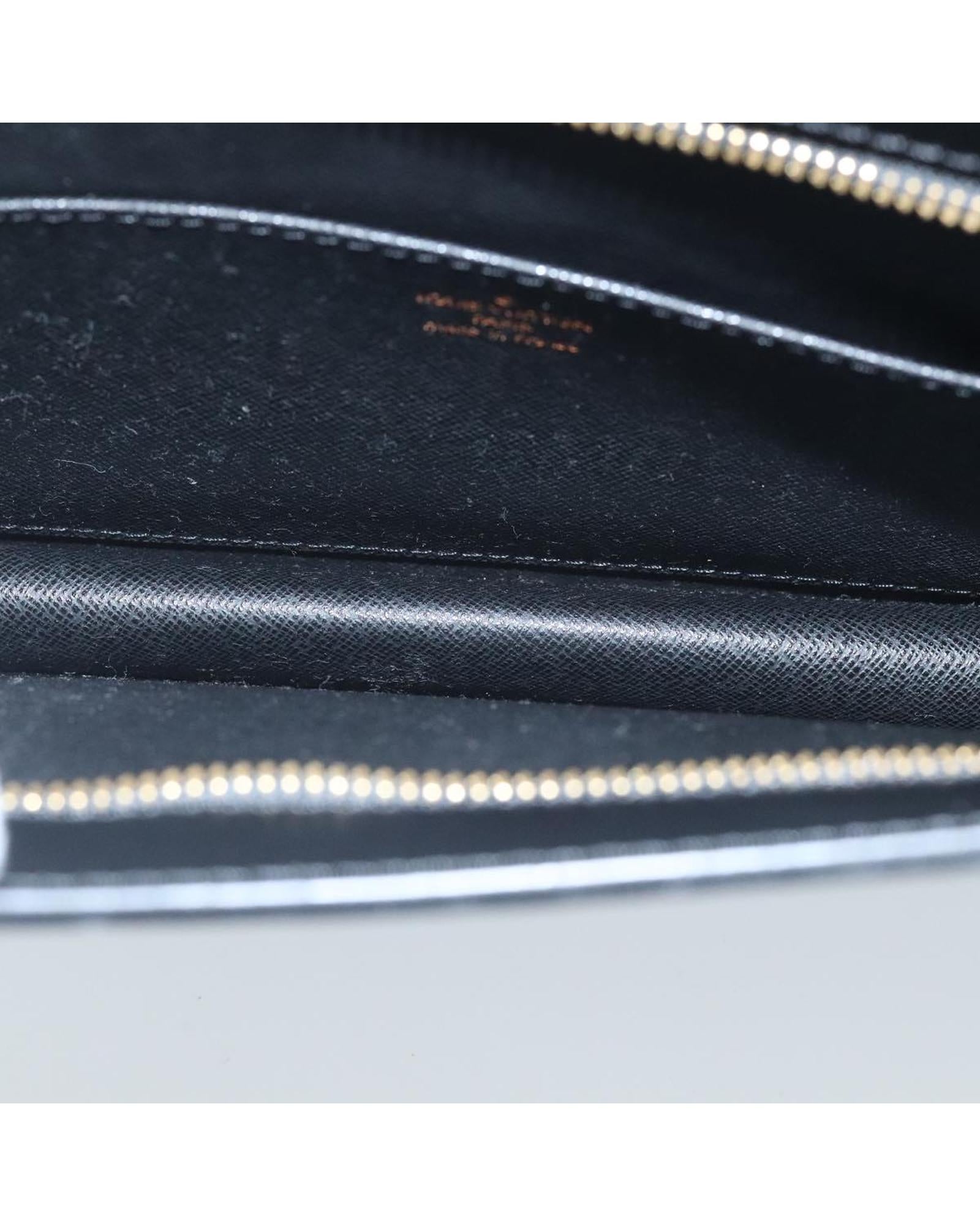 Pochette Epi Leather Clutch
