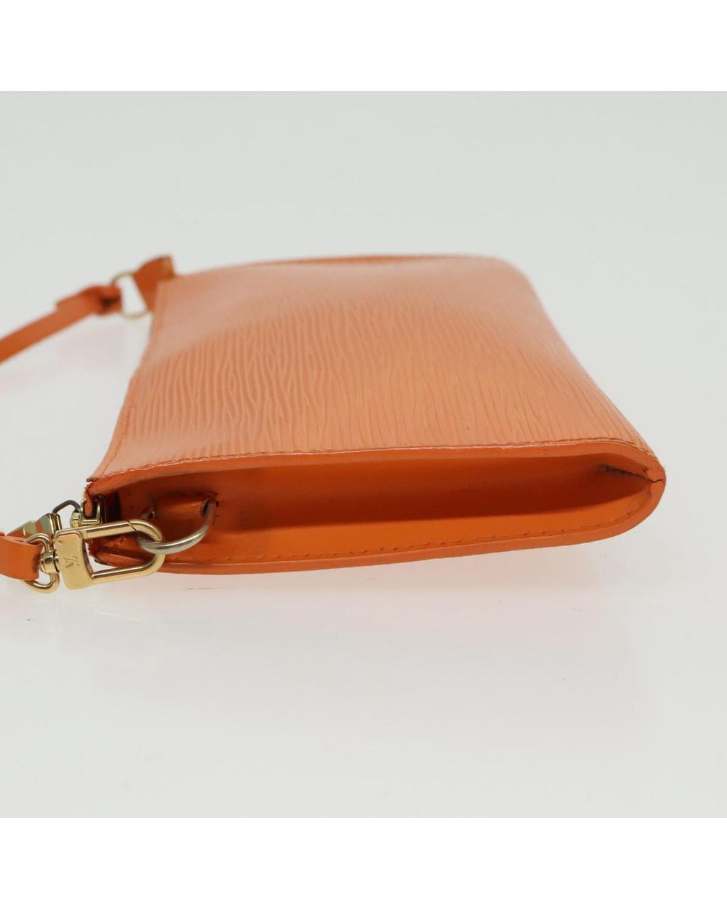 Pochette Epi Leather Shoulder Bag
