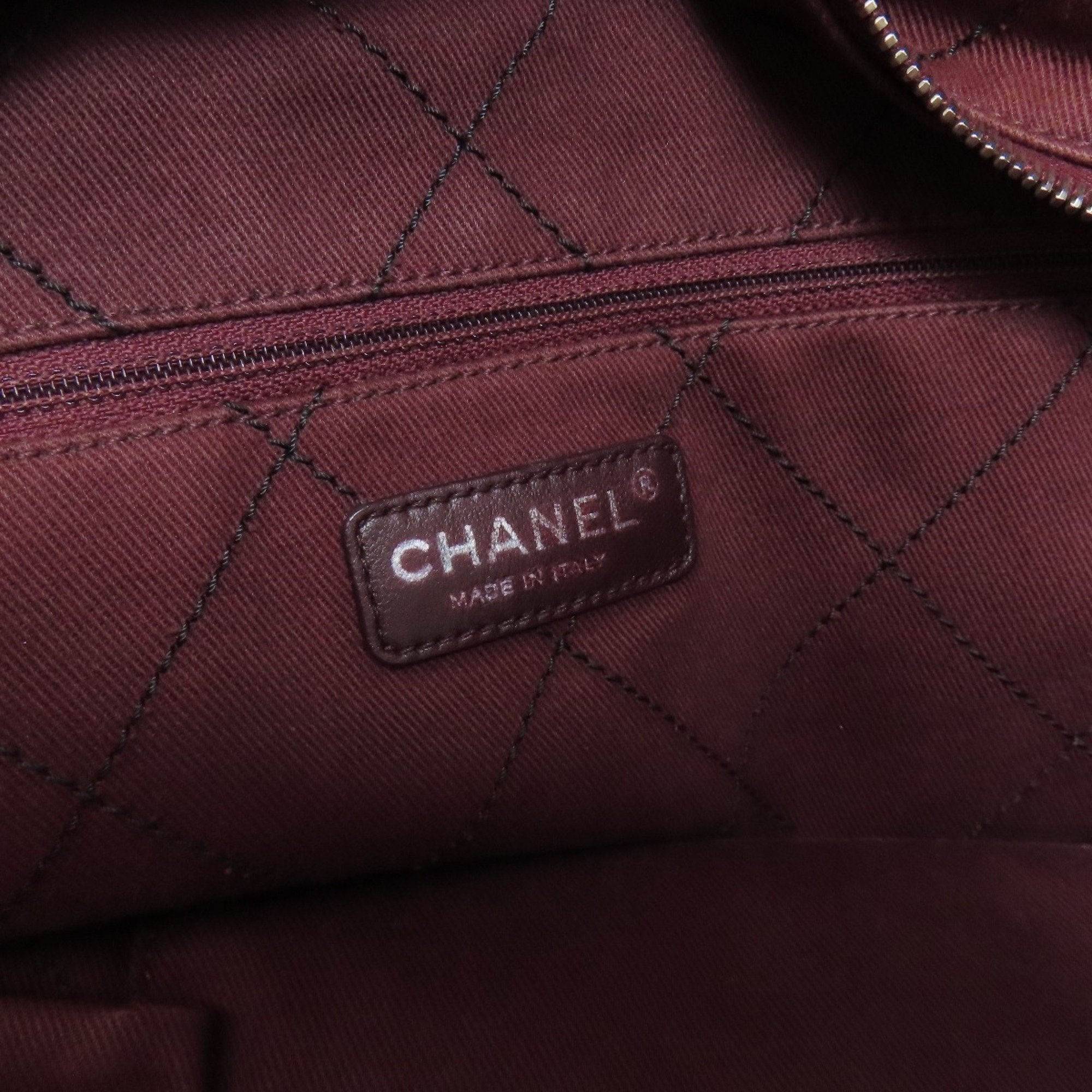 Chanel quilted Tote Bag Chain Strap