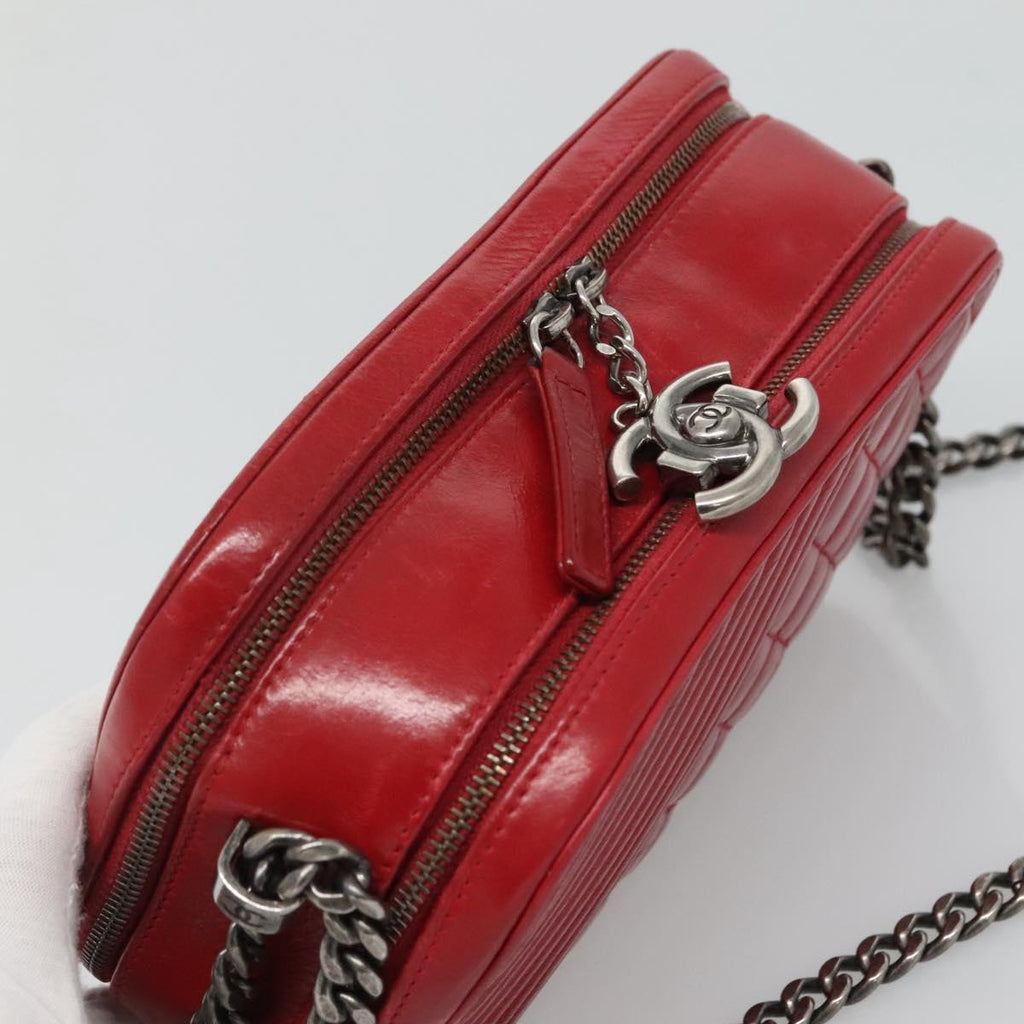 Chanel quilted leather crossbody bag