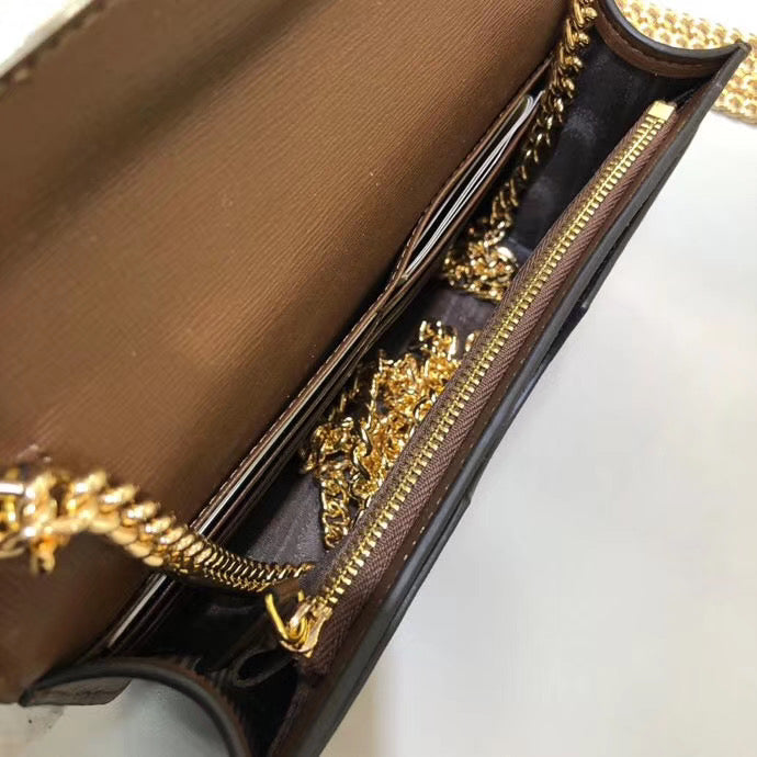 GC126   7.9x4.7x1.6inch