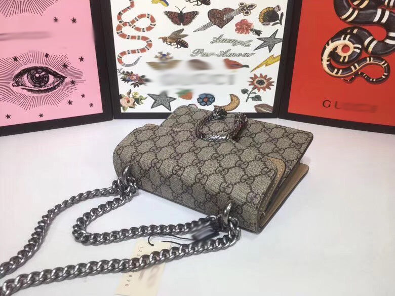 GC056  Small 7.9x6.1x2inch    Medium 11x6.7x3.5