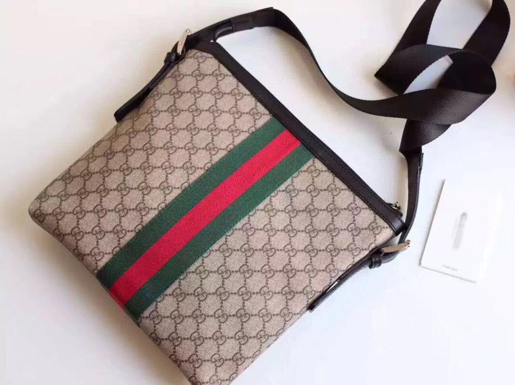 GC164  10.7x11x1.6inch