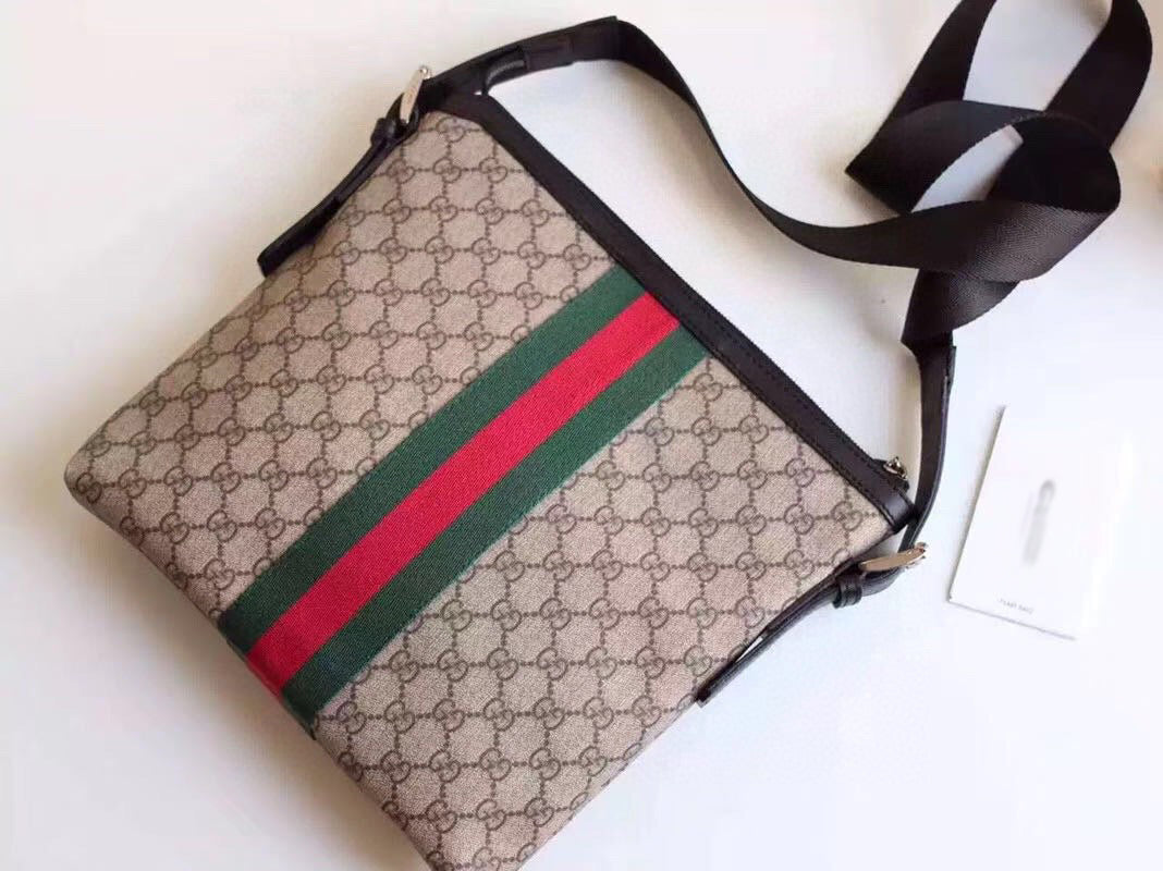 GC164  10.7x11x1.6inch