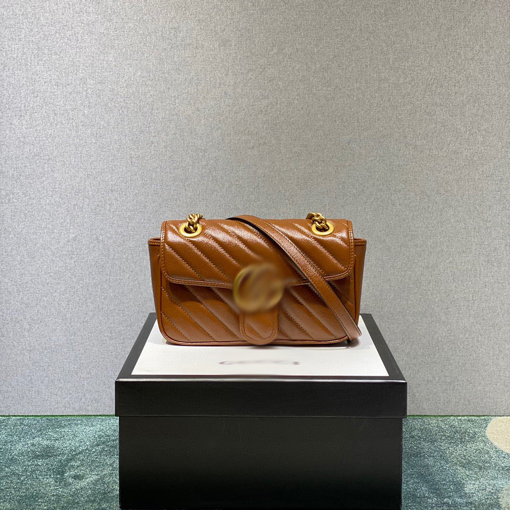 GC181 HIGHEST QUALITY VERSION  Small:8.7x5.1x2.4inch   Medium:10.2x5.9x2.9inch