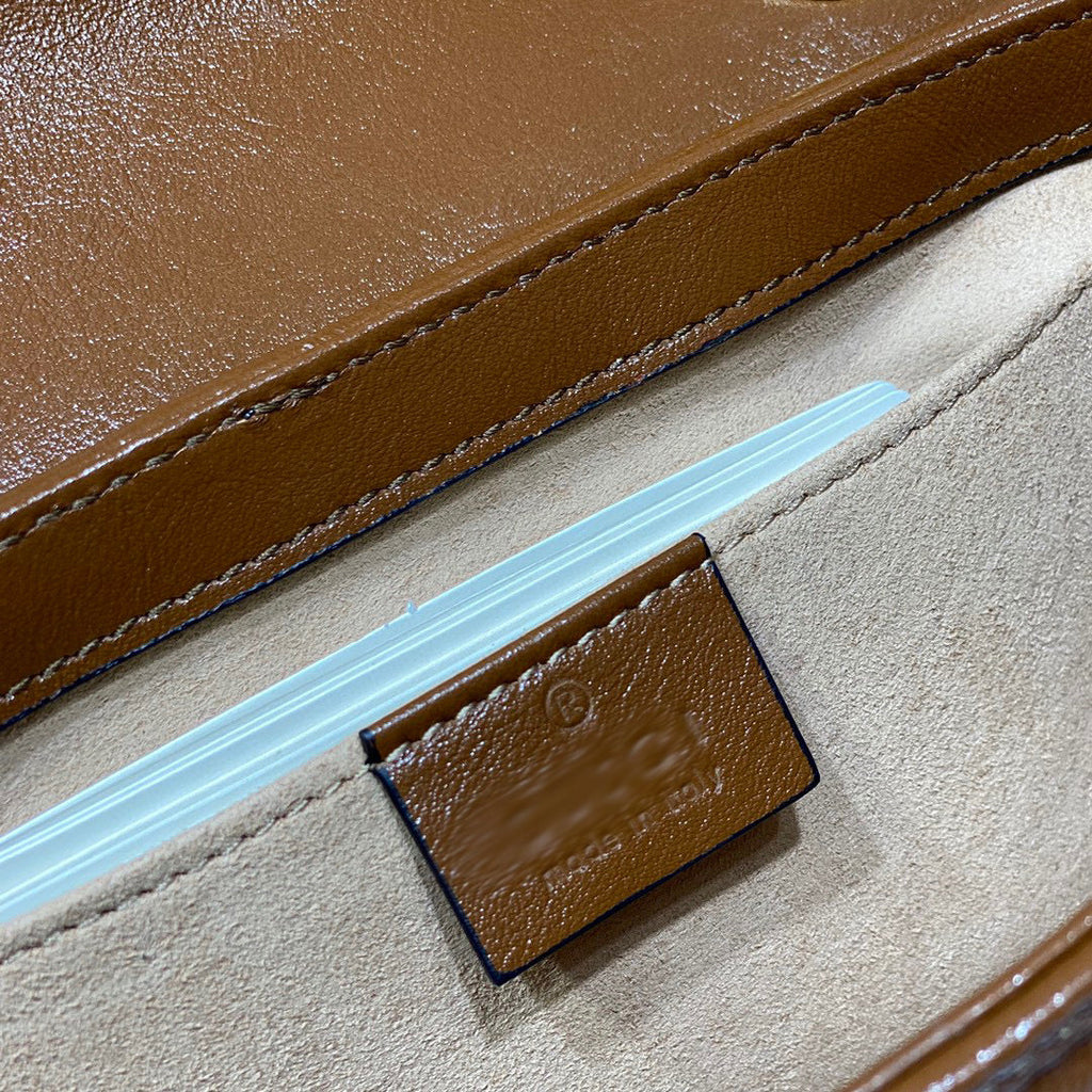 GC181 HIGHEST QUALITY VERSION  Small:8.7x5.1x2.4inch   Medium:10.2x5.9x2.9inch