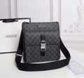 GC213   9.5x9x1.2inch
