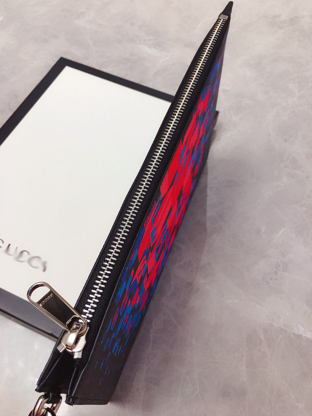 GC218  11.8x7.9inch