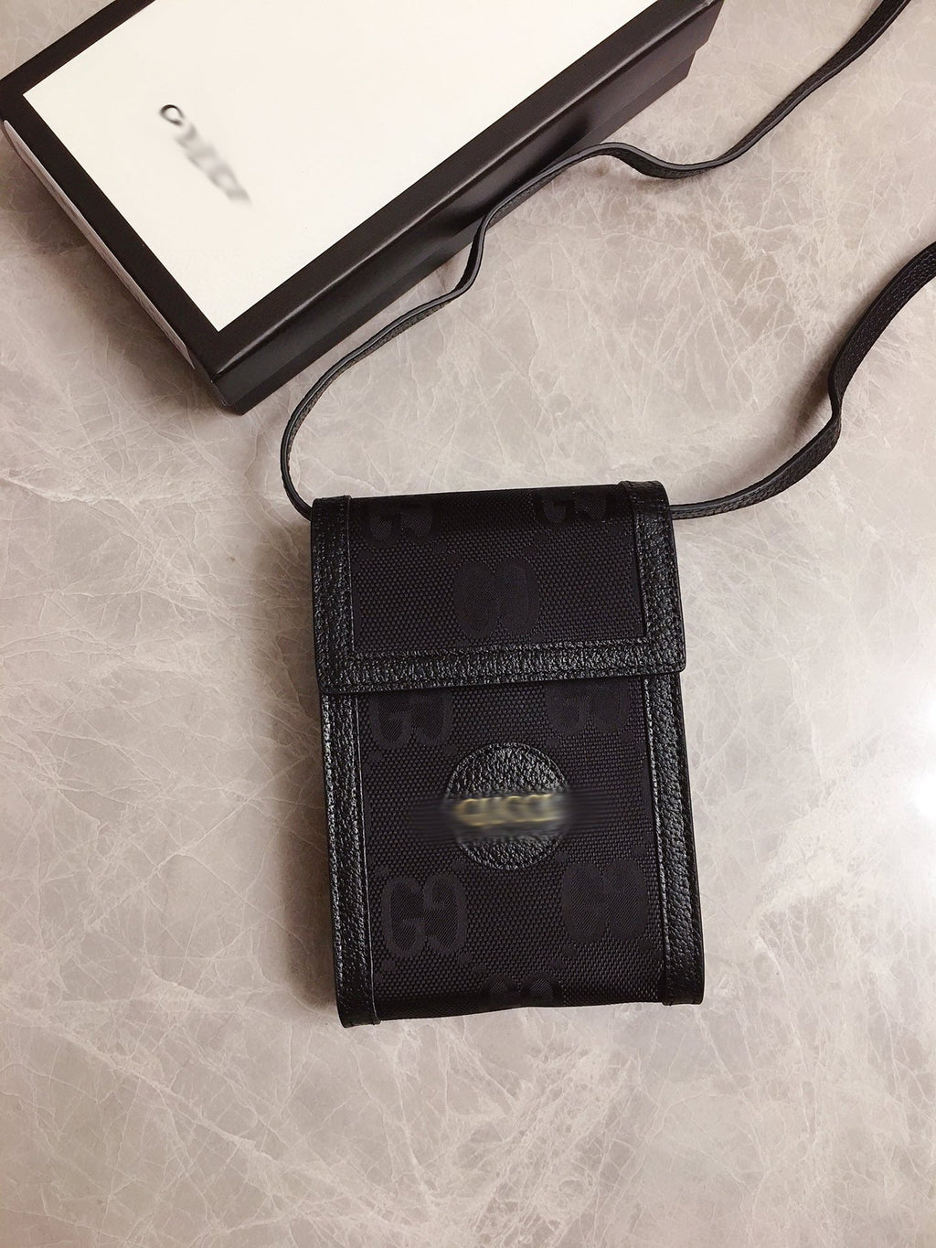 GC219  4.3x7.1x1.4inch