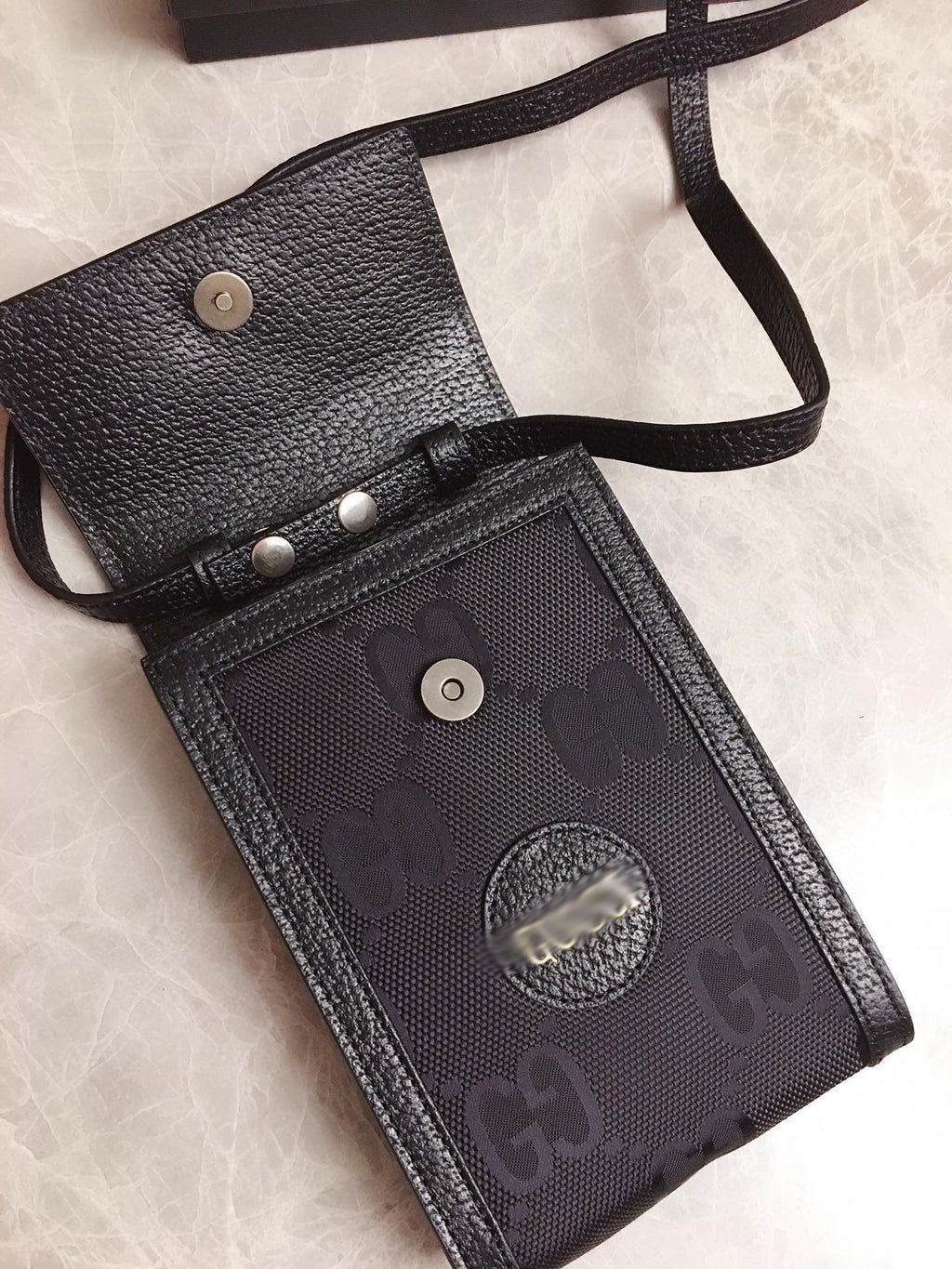 GC219  4.3x7.1x1.4inch