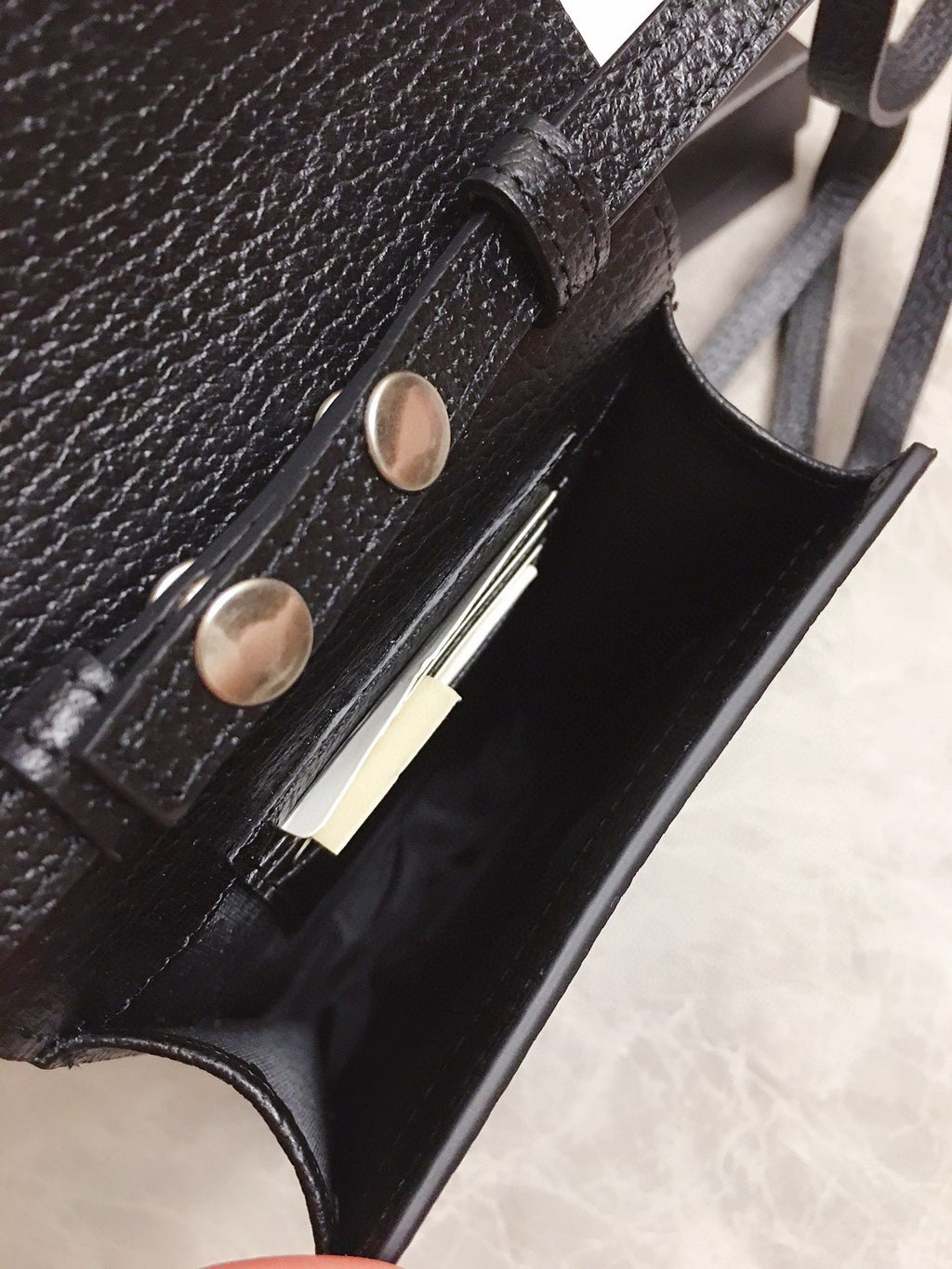 GC219  4.3x7.1x1.4inch