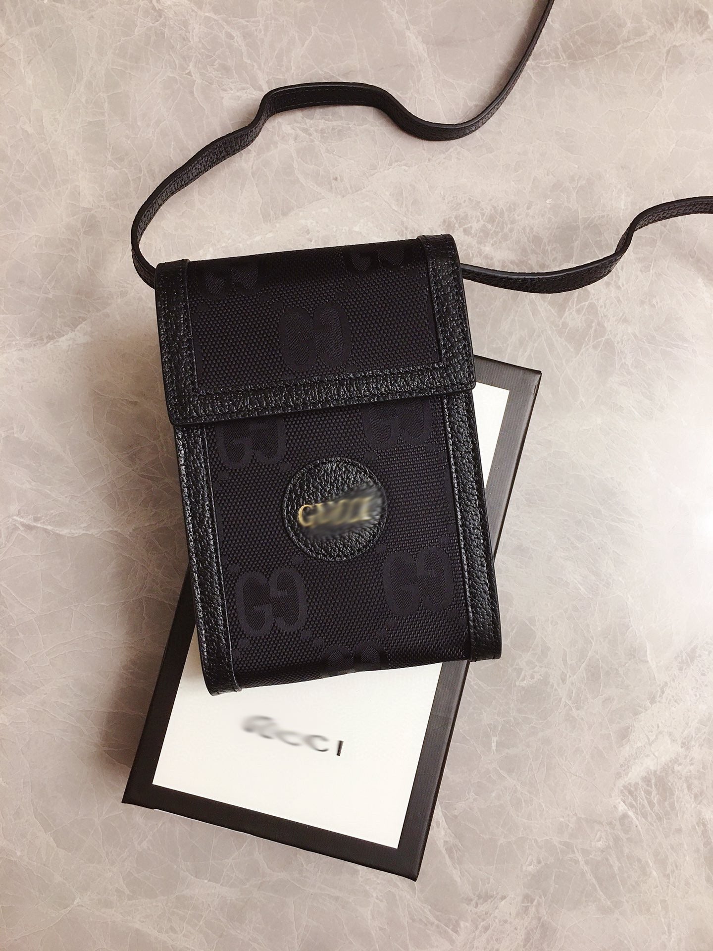 GC219  4.3x7.1x1.4inch