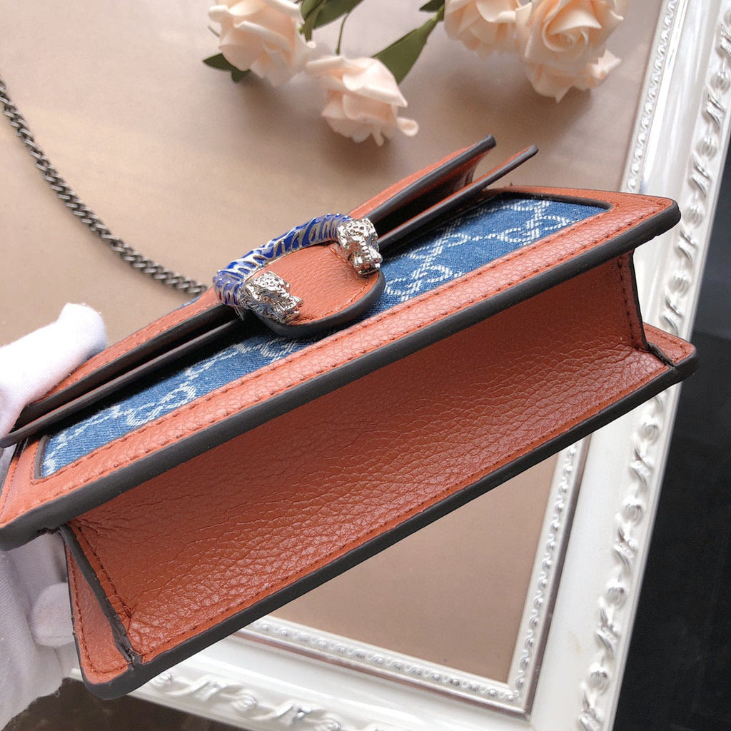 GC233  Mini:7.1x3.9inch	 Small:7.9x6.1x2inch    Medium:11x6.7x3.2inch