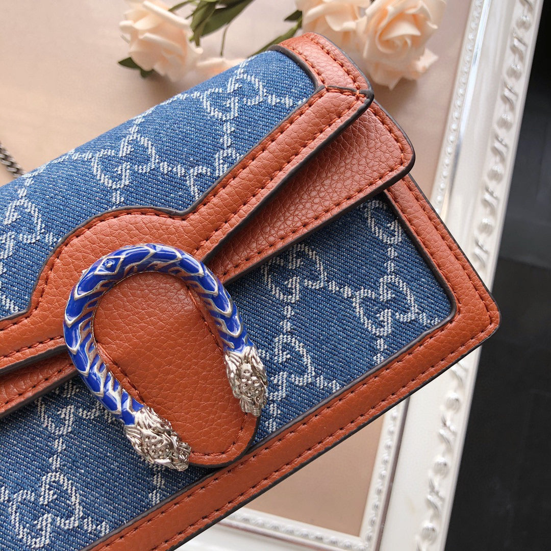 GC233  Mini:7.1x3.9inch	 Small:7.9x6.1x2inch    Medium:11x6.7x3.2inch