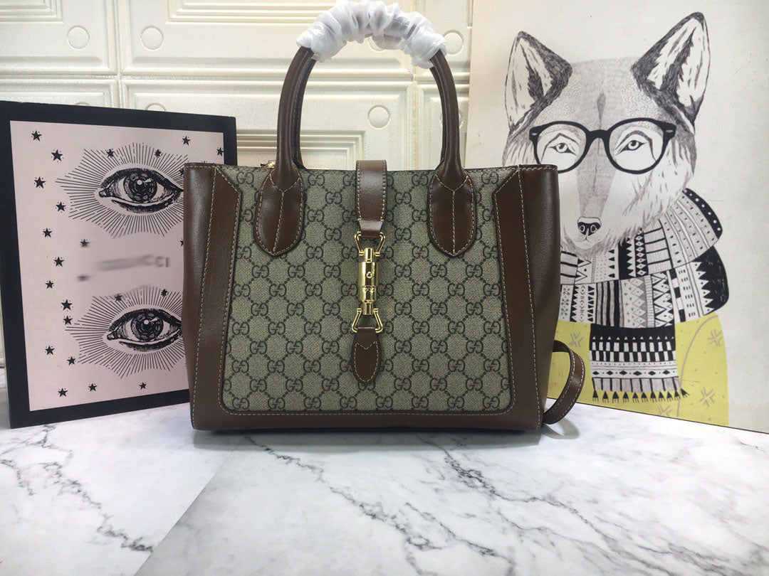 GC305 11.8x9.5x4.7inch