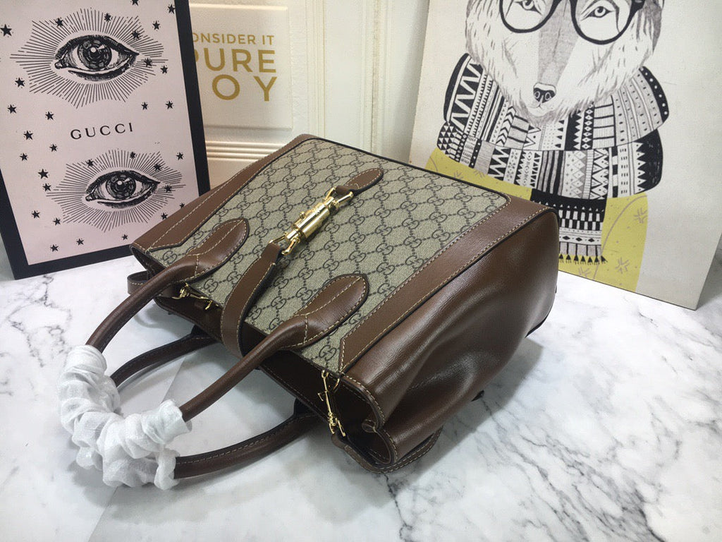 GC305 11.8x9.5x4.7inch