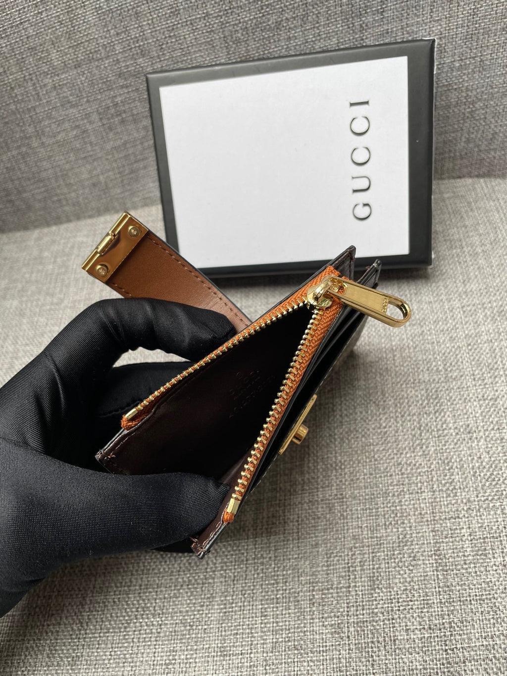 GC344   4.1x2.9x1inch