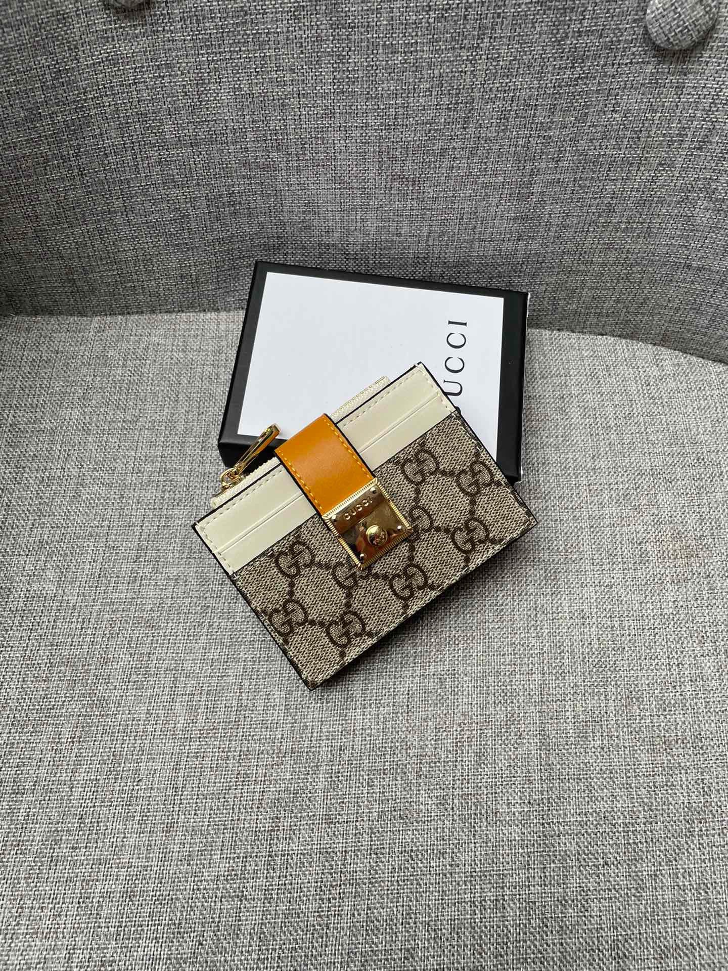 GC345   4.1x2.9x1inch