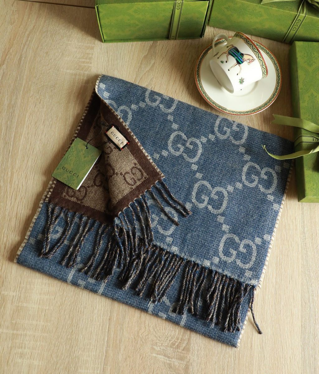 CLTH212  85%Wool, 15%Silk 34x194cm