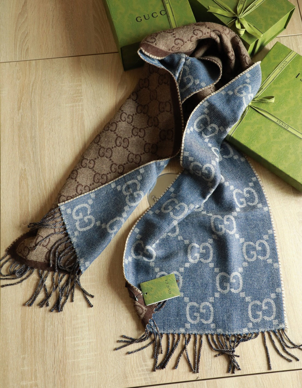 CLTH212  85%Wool, 15%Silk 34x194cm