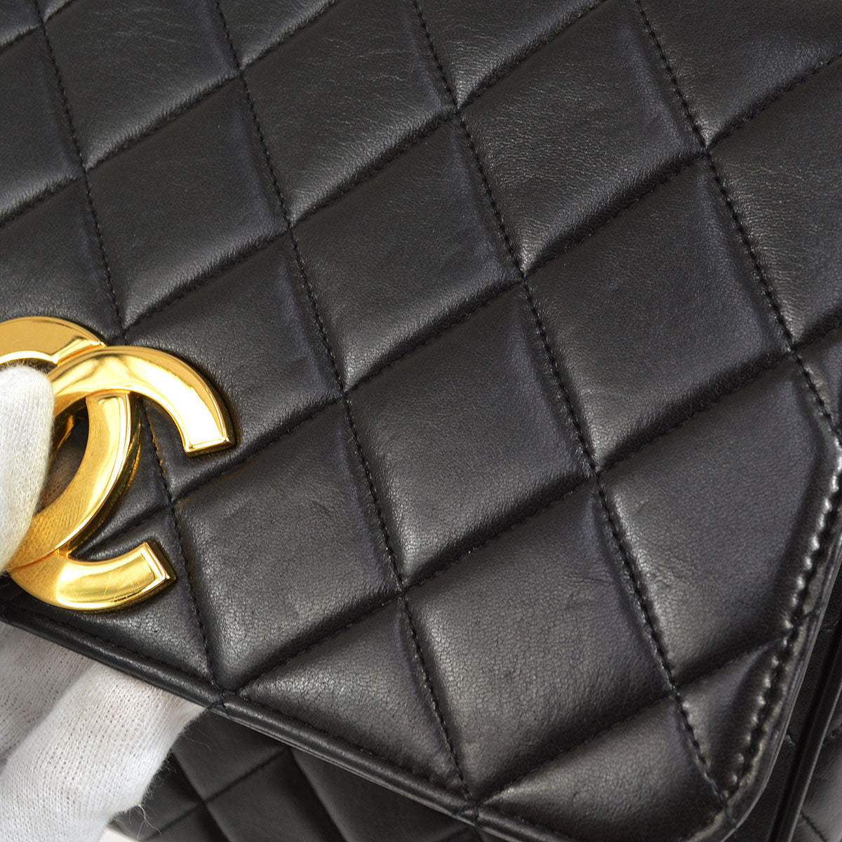 CHANEL 1994-1996 Black Lambskin Straight Flap Medium 94748