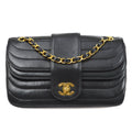 CHANEL 1991-1994 Horizontal Flap Small Black Lambskin 22856