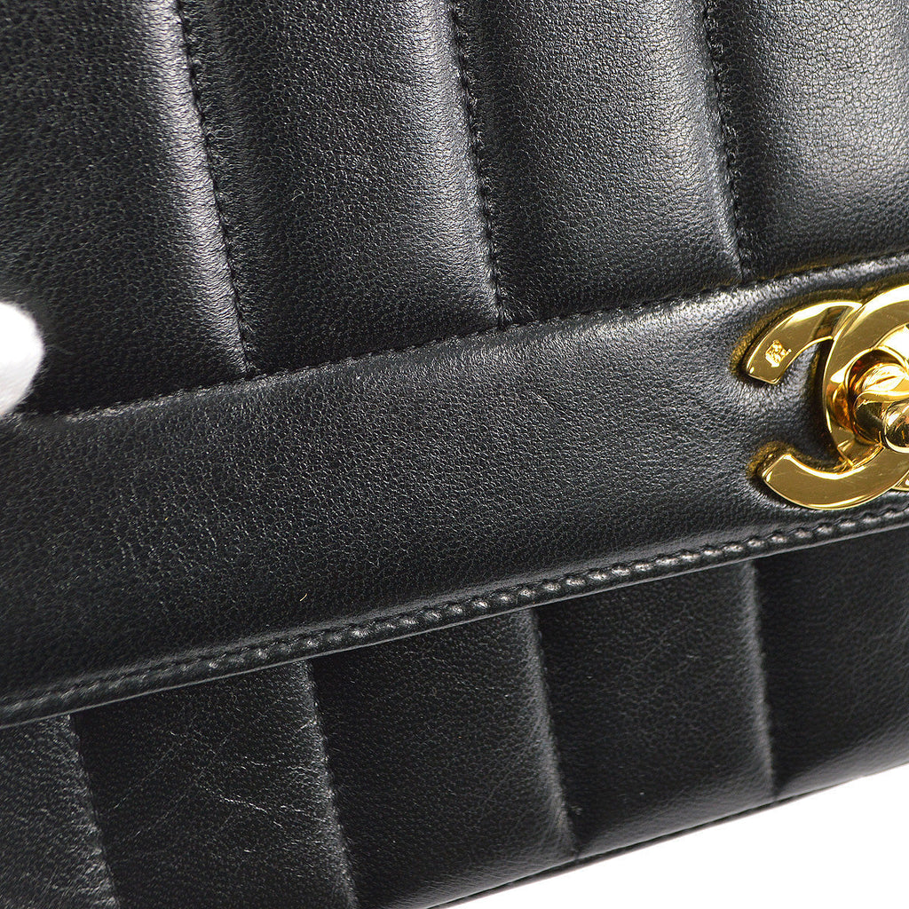 CHANEL 1991-1994 Border Flap Medium Black Lambskin 87935