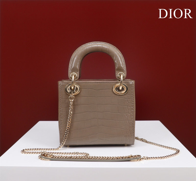 ELE - Dir Bags - 1770
