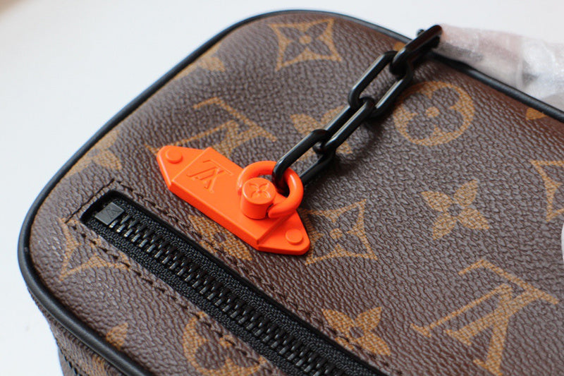 LOV2 Bags - Luxurious Bags  1775