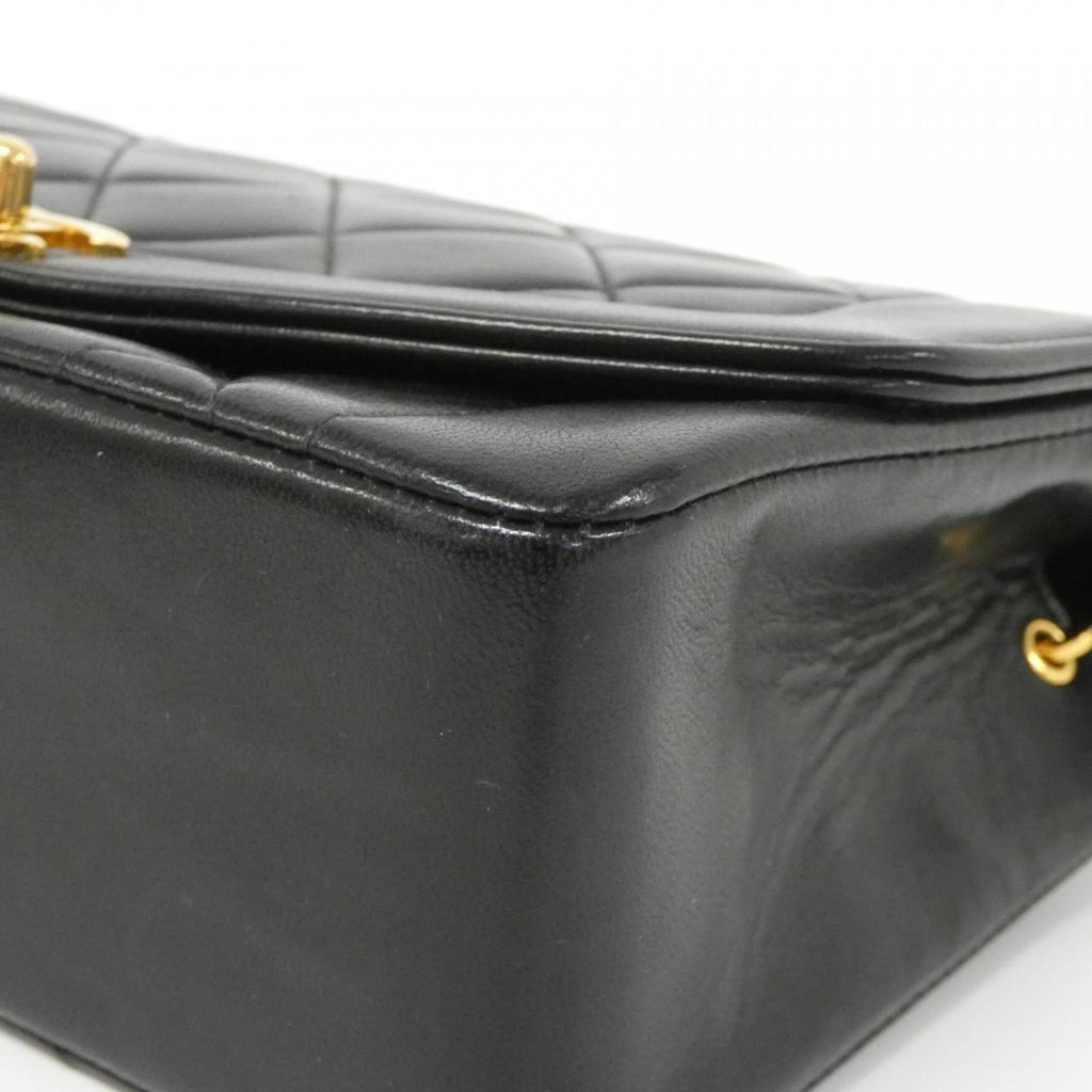 Chanel Leather Diana Bag in Good Condition