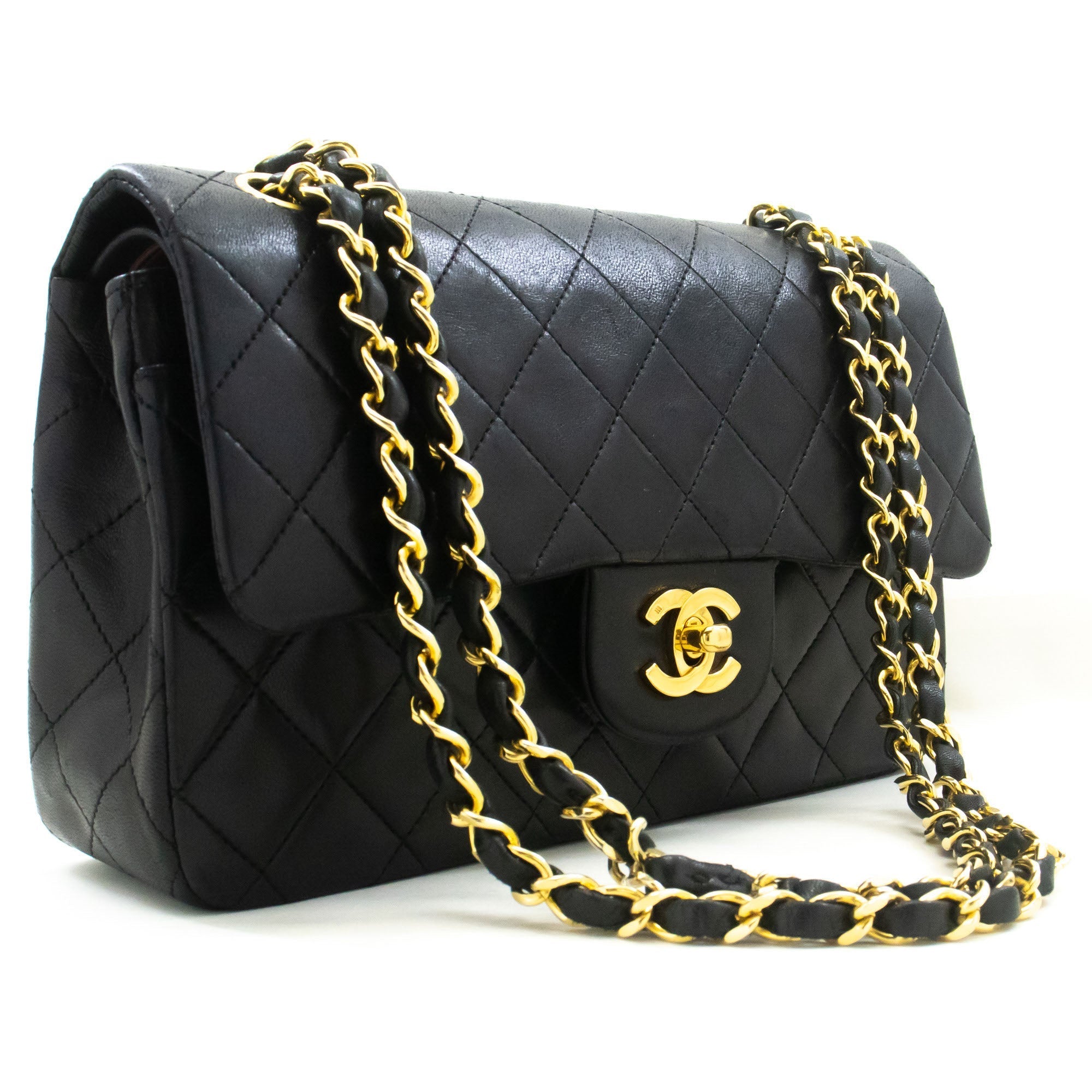 Chanel Classic Flap Bag Medium Quilted Leather