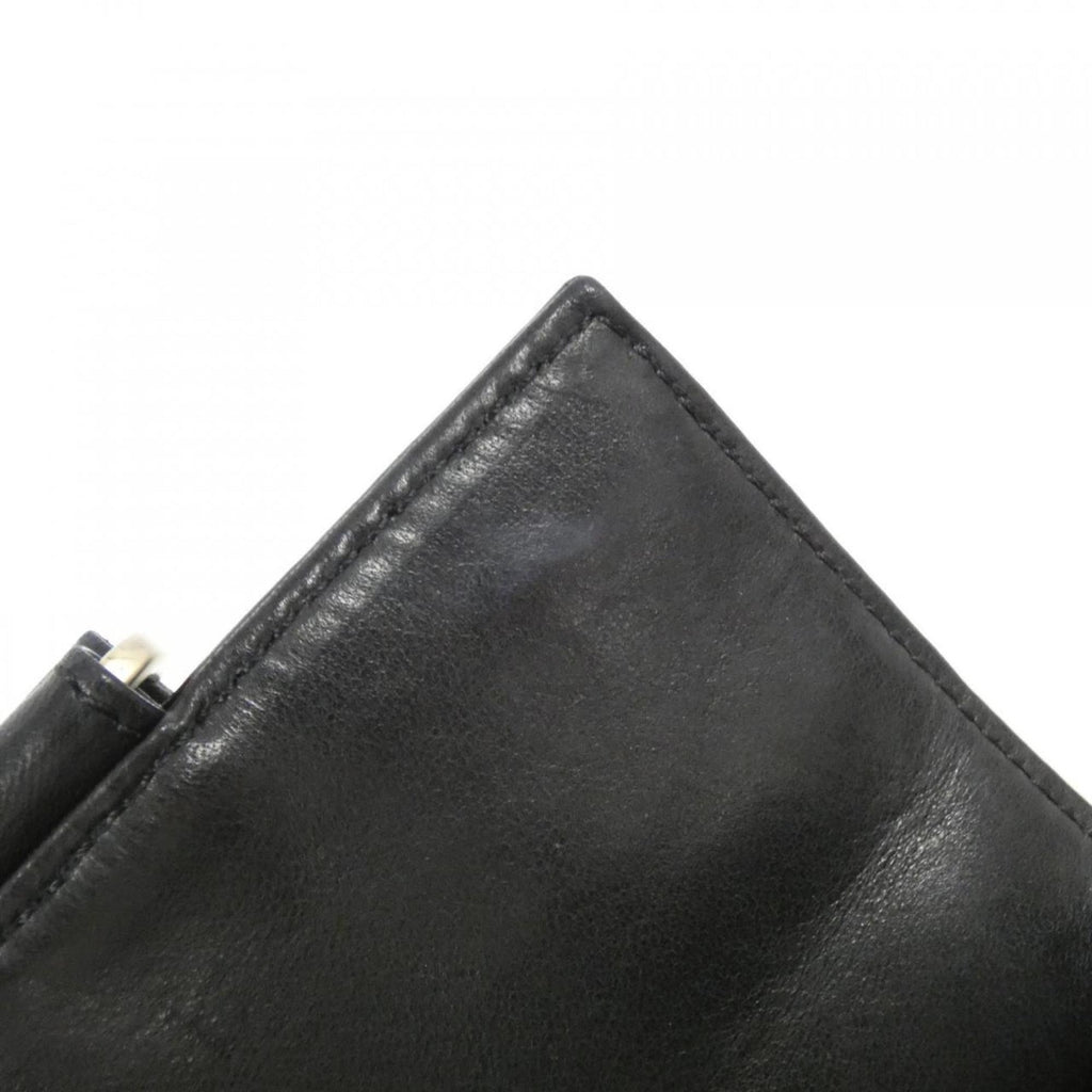 Chanel Quilted Leather Shoulder Bag