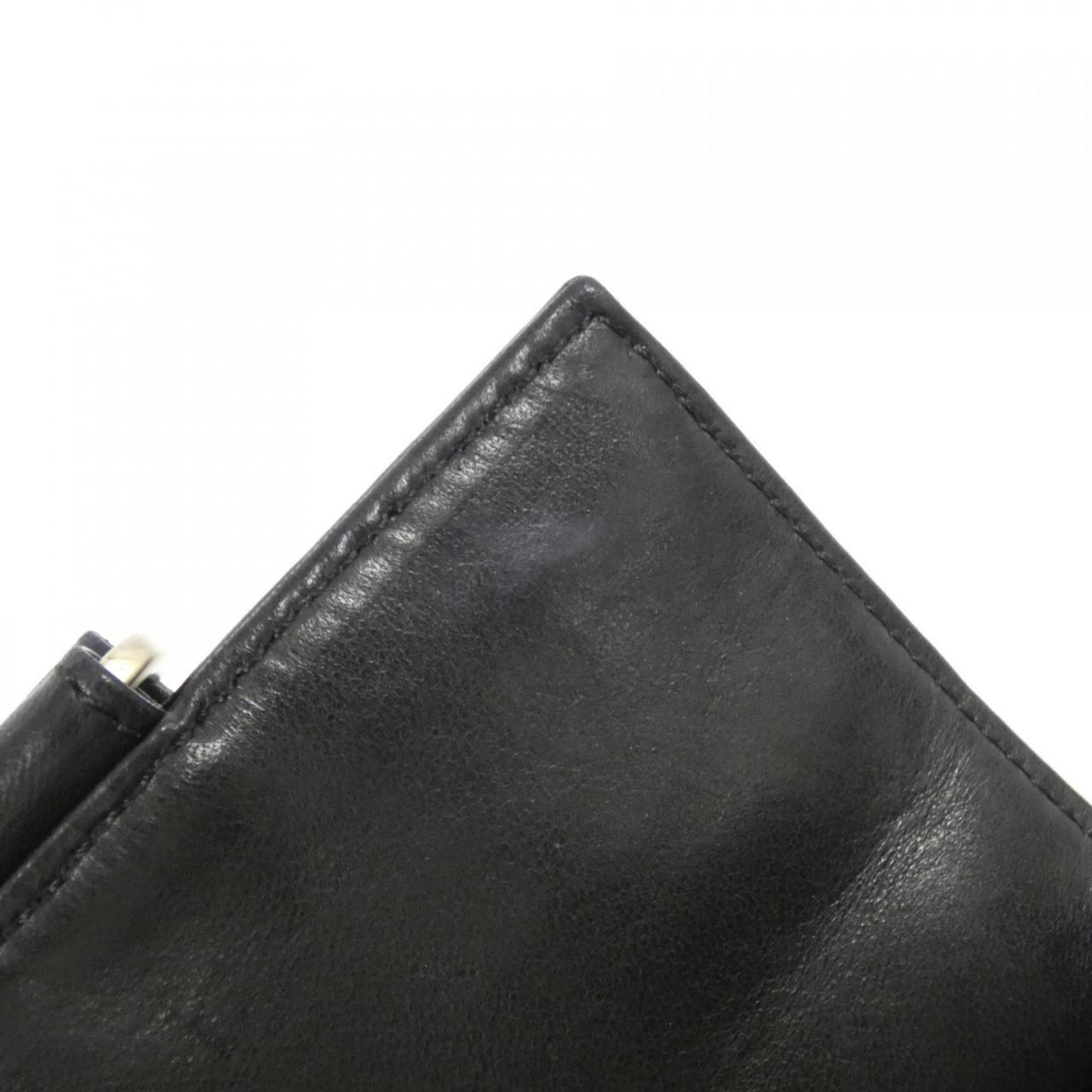 Chanel Quilted Leather Shoulder Bag