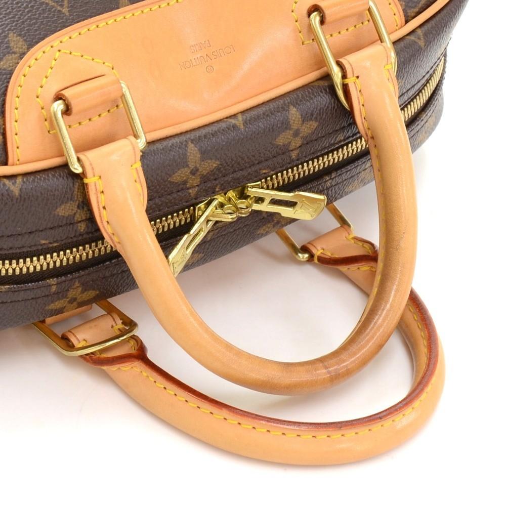 Louis Vuitto Trouville Handbag