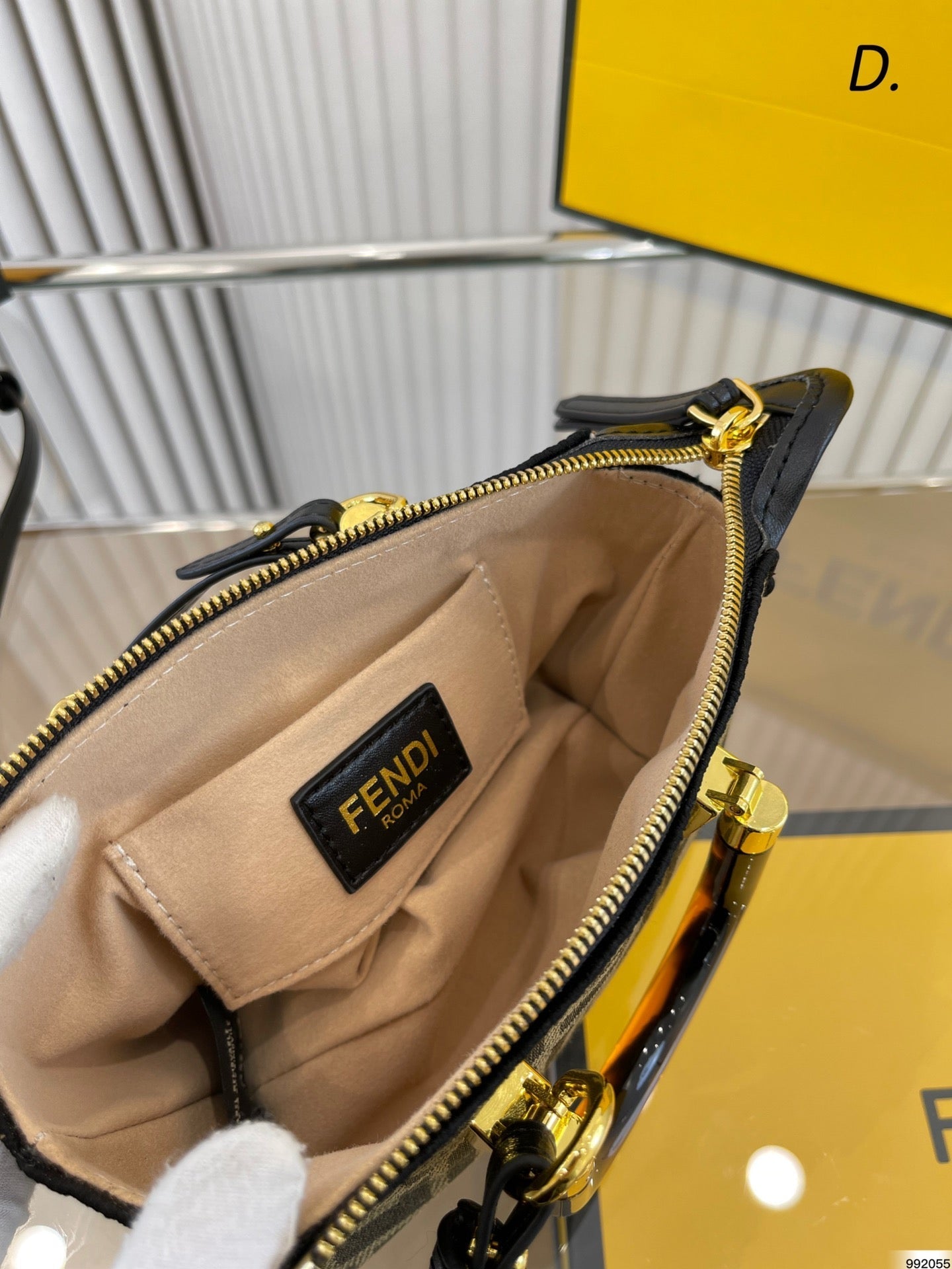 EN - New Lux Bags FEI 276