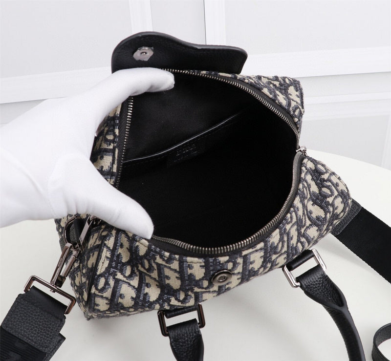 ELE - Dir Bags - 1542