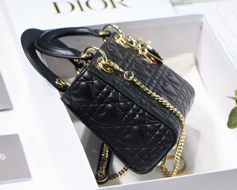 ELE - Dir Bags - 1574