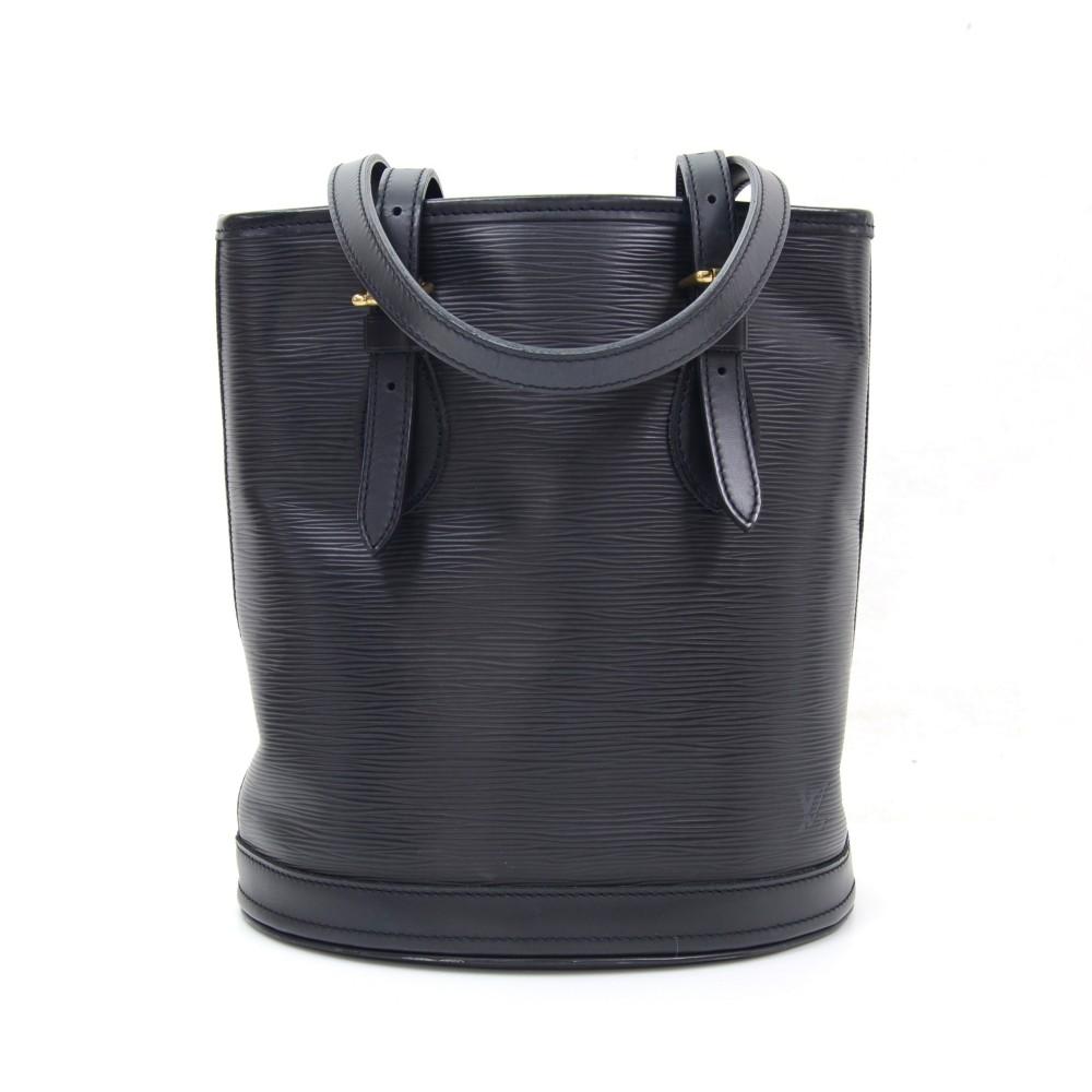 Louis Vuitto Bucket PM