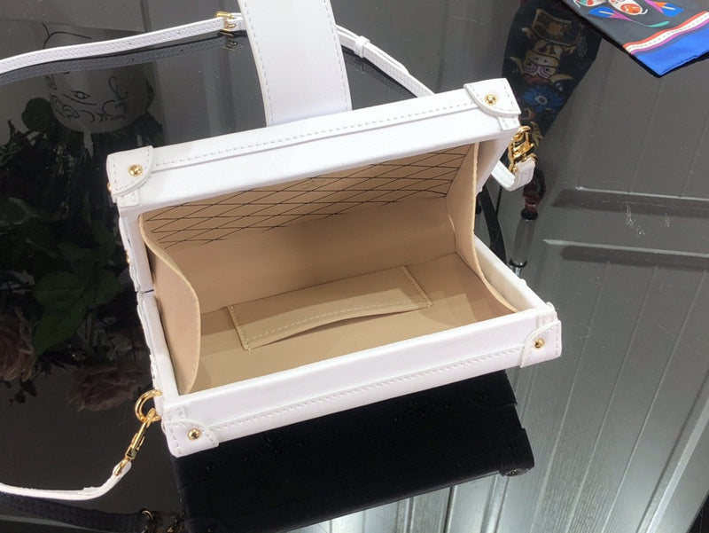 Fashion Lu-Vi bags - 2472