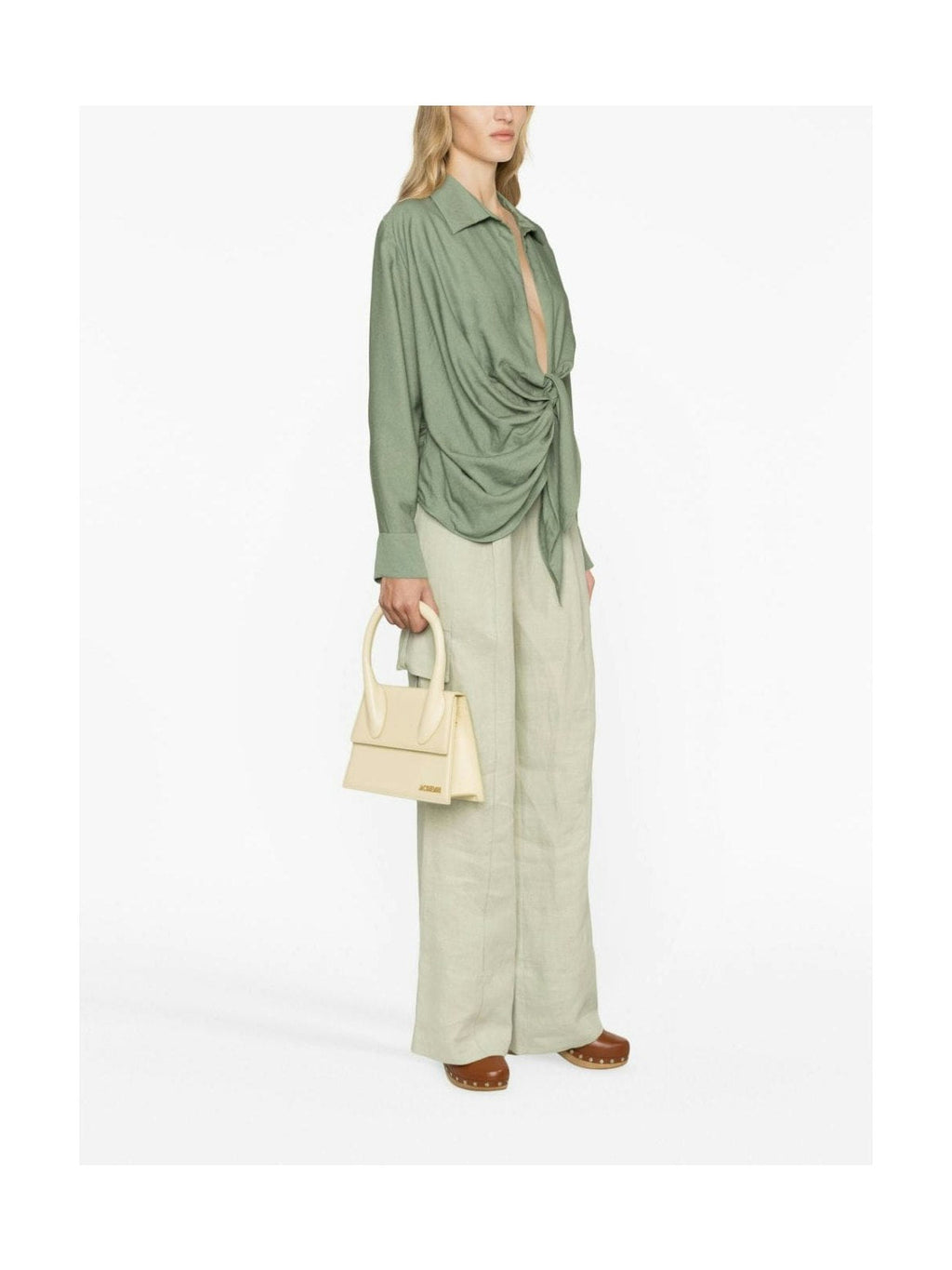 Le Grand Chiquito Handbag