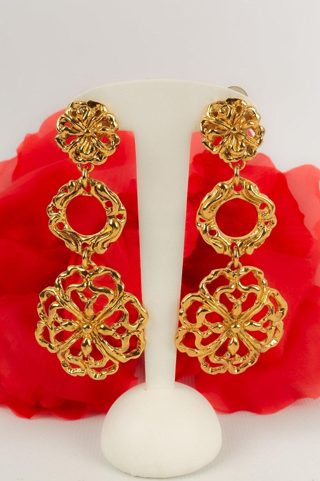 Boucles d'oreilles Christian Lacroix